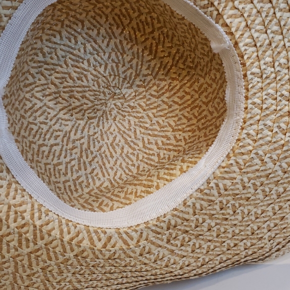 Spring Summer Hat - Picture 3 of 3